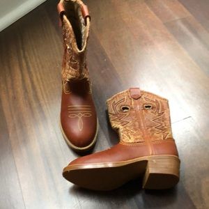 Cowboy boots toddler size 8.5